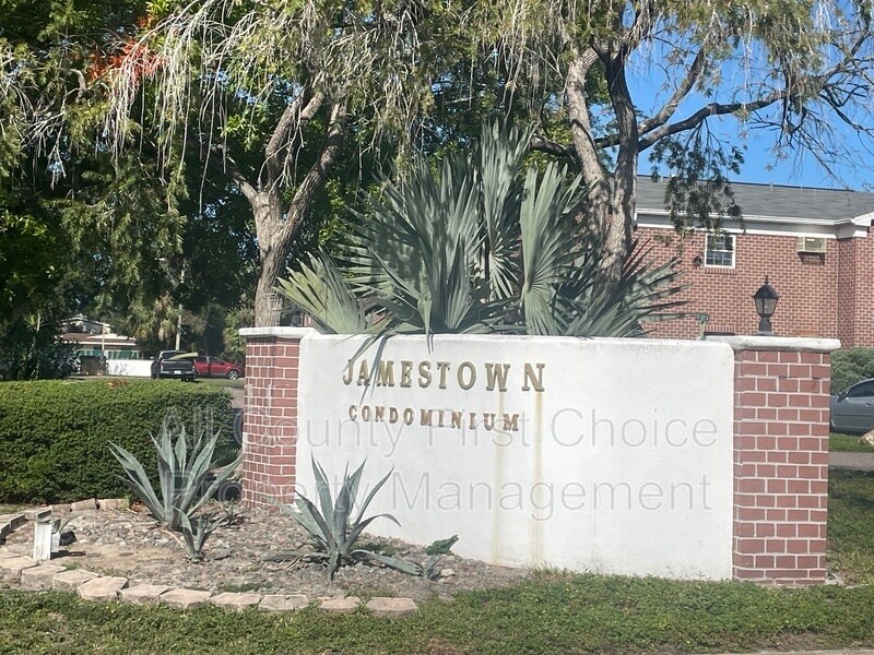 1165 83rd Ave N in St. Petersburg, FL - Building Photo