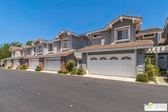 13583 Almond St in Tustin, CA - Building Photo - Building Photo