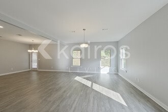 11557 Crimson Ridge Rd in Brookwood, AL - Foto de edificio - Building Photo