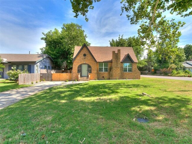 property at 2040 NW 20th St