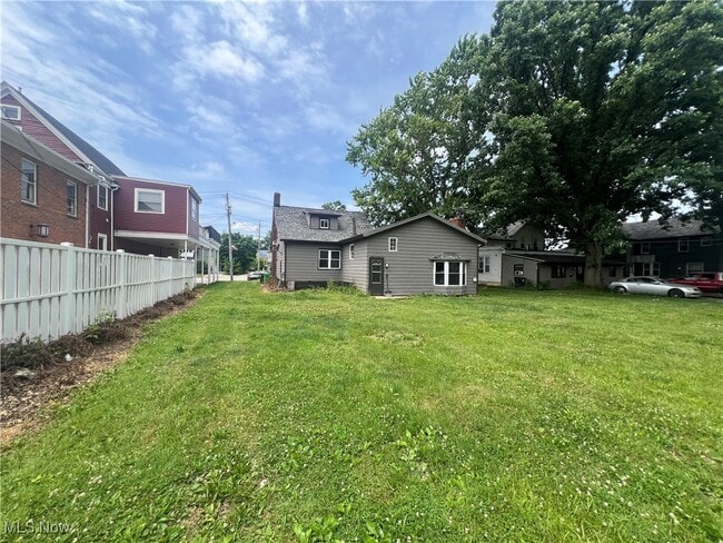 property at 214 Front St