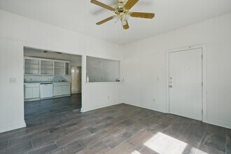 318 Palm St, Unit B in Abilene, TX - Building Photo - Building Photo