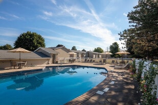 Cedar Commons in Greece, NY - Building Photo