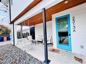 property at 2313 Oak Crest Ave