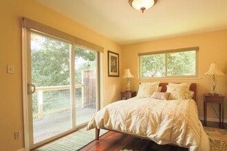 6600 Guerneville Rd in Sebastopol, CA - Building Photo - Building Photo