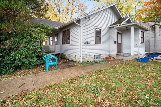 property at 12 Bouquet Ave