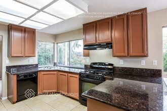 8278 Olander Way in Sacramento, CA - Building Photo - Building Photo