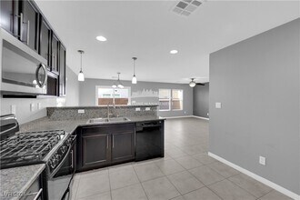8688 Bella Sparkle Ave in Las Vegas, NV - Building Photo - Building Photo
