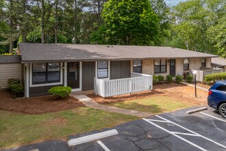 Ridgewood in Decatur, GA - Foto de edificio - Building Photo