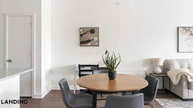 2110 Birkhall St in Raleigh, NC - Foto de edificio - Building Photo