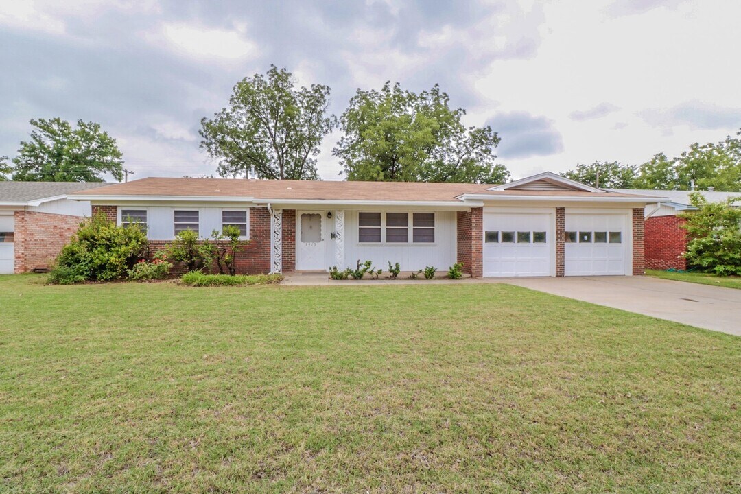 3419 53rd St in Lubbock, TX - Building Photo