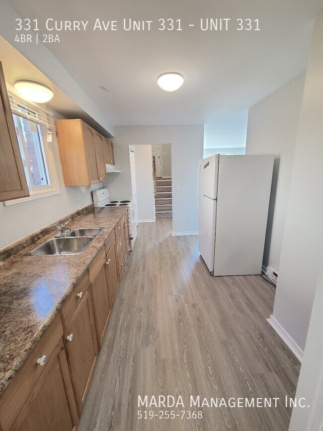 331 Curry Ave