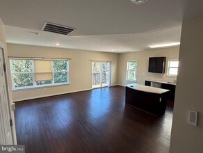 3303 Demirel Way in Ellicott City, MD - Building Photo - Building Photo