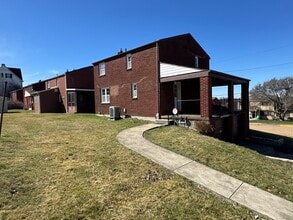 801 Broadway Ave in East Mckeesport, PA - Building Photo - Building Photo