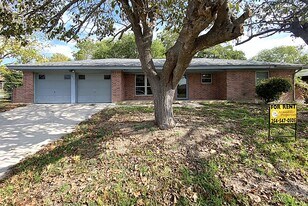 1613 Miranda Ave in Copperas Cove, TX - Building Photo