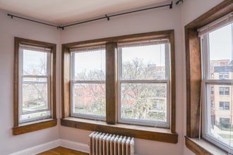 6956 N Ashland Ave in Chicago, IL - Building Photo - Building Photo