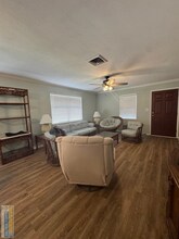 110 E Hibiscus St in South Padre Island, TX - Building Photo - Building Photo