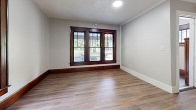 2196 6th St SW in Akron, OH - Building Photo - Building Photo