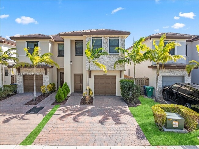 25557 SW 109th Ave in Naranja, FL - Building Photo - Building Photo