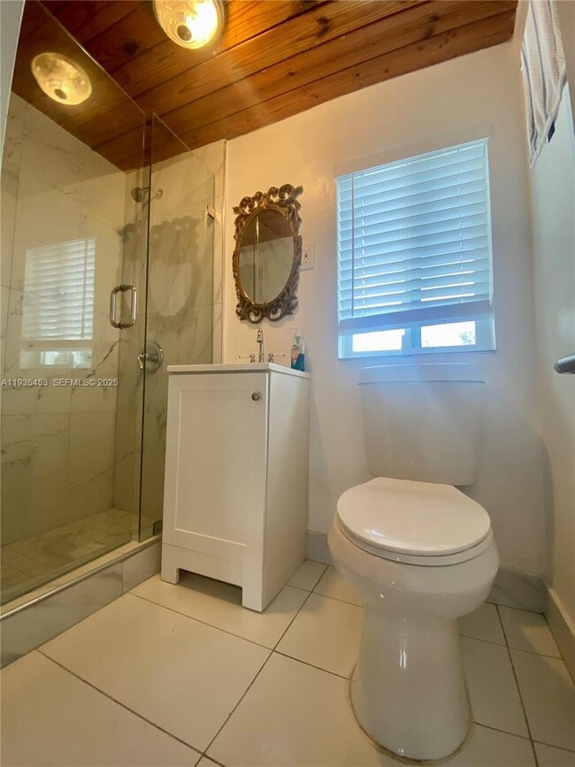 6730 Cleveland St in Hollywood, FL - Building Photo - Building Photo