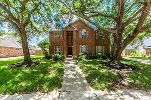 2608 Leroy St in Pearland, TX - Building Photo