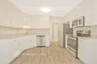 115 E Lawn Dr in Covington, GA - Foto de edificio - Building Photo