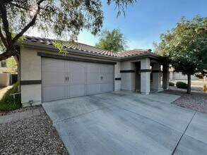3649 E Orchid Ln in Gilbert, AZ - Building Photo - Building Photo