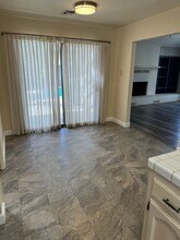 3005 Summer Creek Ct in Bakersfield, CA - Building Photo - Building Photo