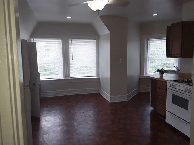 property at 1430 S 4th St
