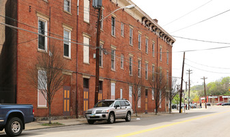 1936-1942 Race St in Cincinnati, OH - Foto de edificio - Building Photo