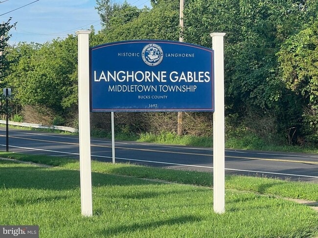 473 Monroe Ave in Langhorne, PA - Building Photo - Building Photo