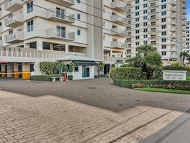 3301 S Ocean Blvd in Highland Beach, FL - Building Photo