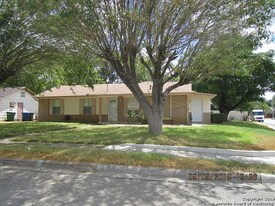 7234 Marble Creek Dr in San Antonio, TX - Building Photo