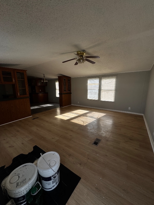 141 Fox Meadow Dr in Alvin, TX - Building Photo - Building Photo