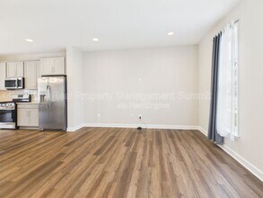 3284 Charleston Blvd in Harrisonburg, VA - Building Photo - Building Photo