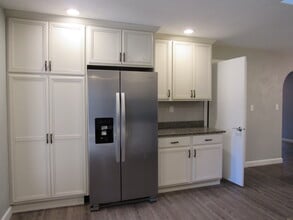 5213 12th Ave in Moline, IL - Foto de edificio - Building Photo