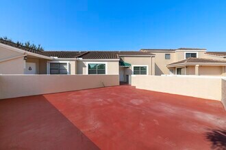 6670 Villa Sonrisa Dr in Boca Raton, FL - Building Photo - Building Photo