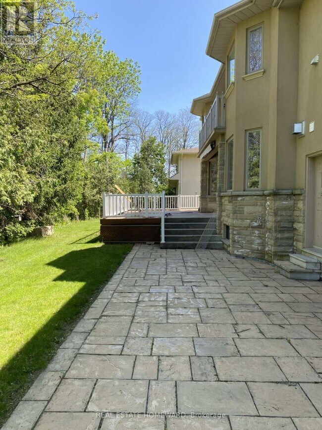 7400 Islington Ave in Vaughan, ON - Building Photo - Building Photo