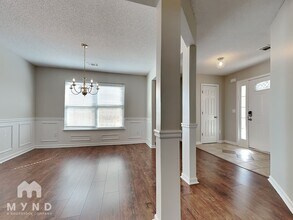 1010 Rolling Meadows Rd in Villa Rica, GA - Foto de edificio - Building Photo