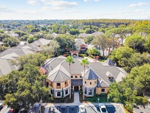 2151 Chianti Pl in Palm Harbor, FL - Foto de edificio - Building Photo