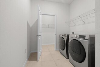 8260 SW 59th Ave in Ocala, FL - Building Photo - Building Photo