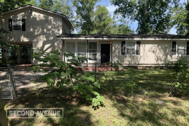 property at 9114 Waynesboro Ave