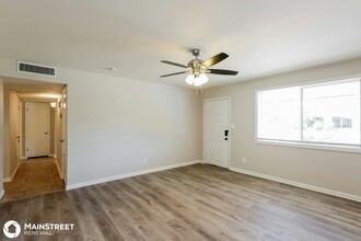 746 E Hermosa Dr in Tempe, AZ - Building Photo - Building Photo