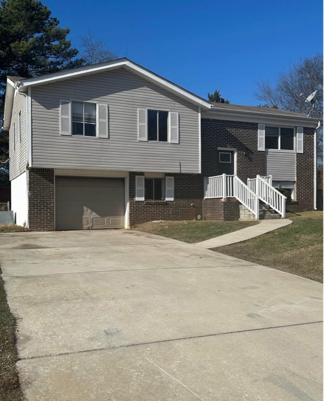 property at 5113 Ortega Cir NW