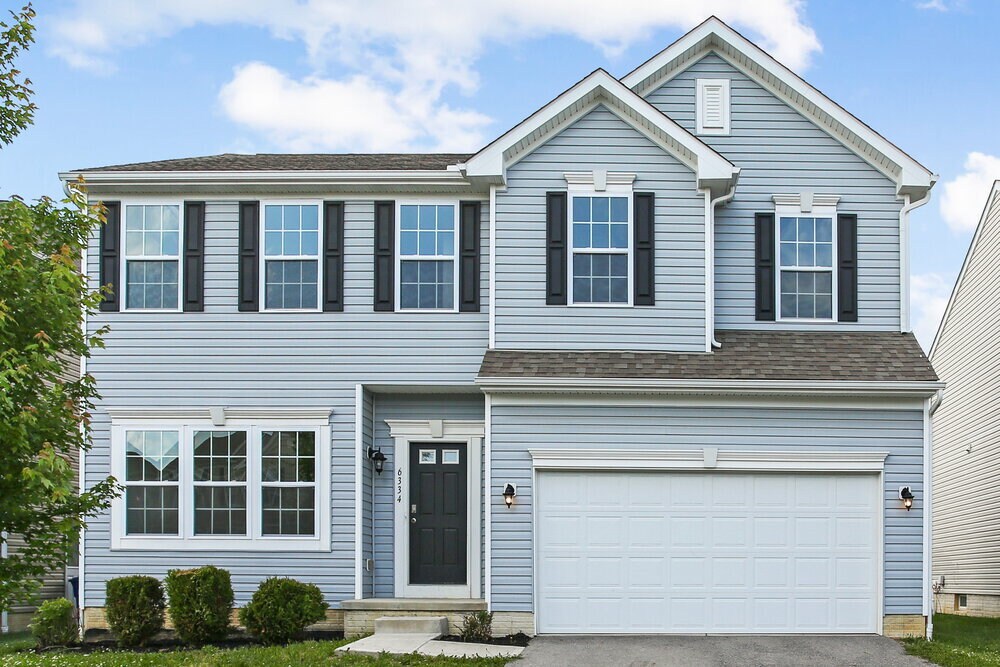 6334 Oak Trail Dr in Galloway, OH - Foto de edificio