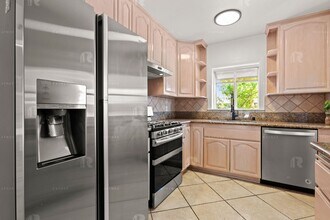 17431 Cohasset St in Los Angeles, CA - Building Photo - Building Photo