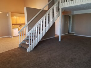 1920 Parkwild Dr in Council Bluffs, IA - Building Photo - Building Photo