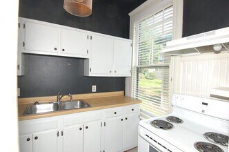 801 Glenwood Ave in Raleigh, NC - Foto de edificio - Building Photo