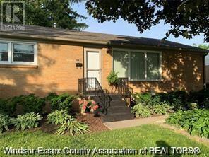 property at 3188 Woodland Ave