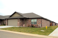 The Townhomes of Siena in Springdale, AR - Foto de edificio - Building Photo